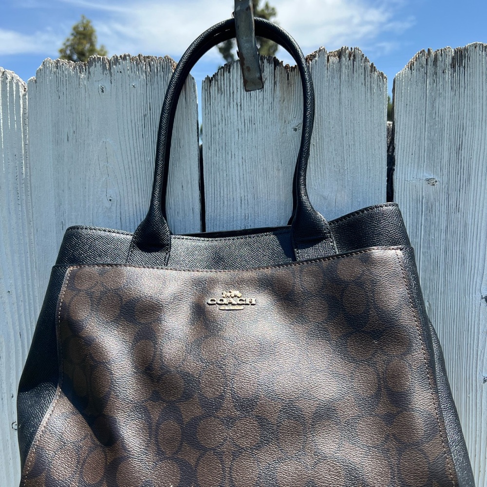 Coach Casey Carryall - J1880-F31475